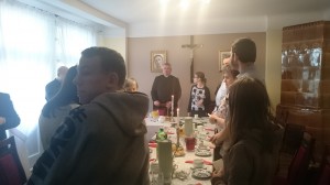 27.12.2017 - Spotkanie opłatkowe dla młodzieży przygotowującej się do sakramentu Bierzmowania z grupy Pana Mariusza